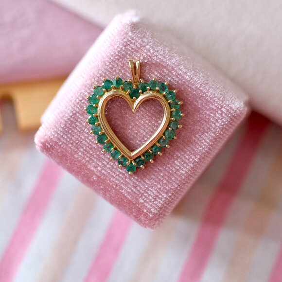 10KY Gold Heart Pendant w/ Real Emerald Stones - Picture 4 of 11